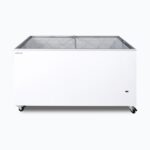 Image of a 491L medium white display chest freezer with a flat glass top, front view.